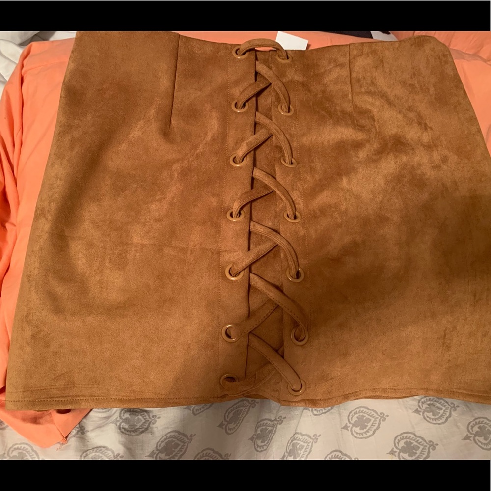High waisted skirt